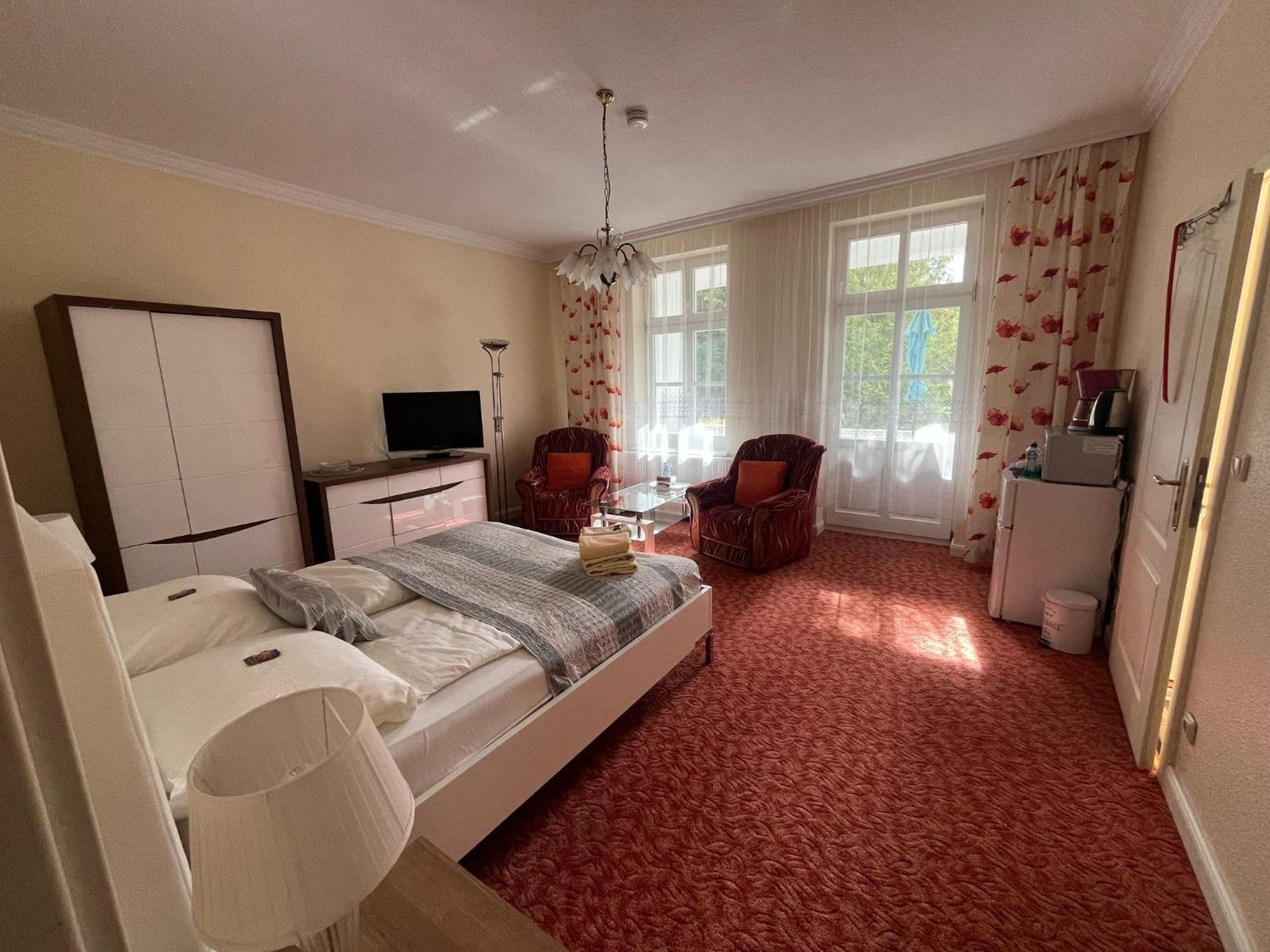 Pension Mittag Heringsdorf  Exteriör bild