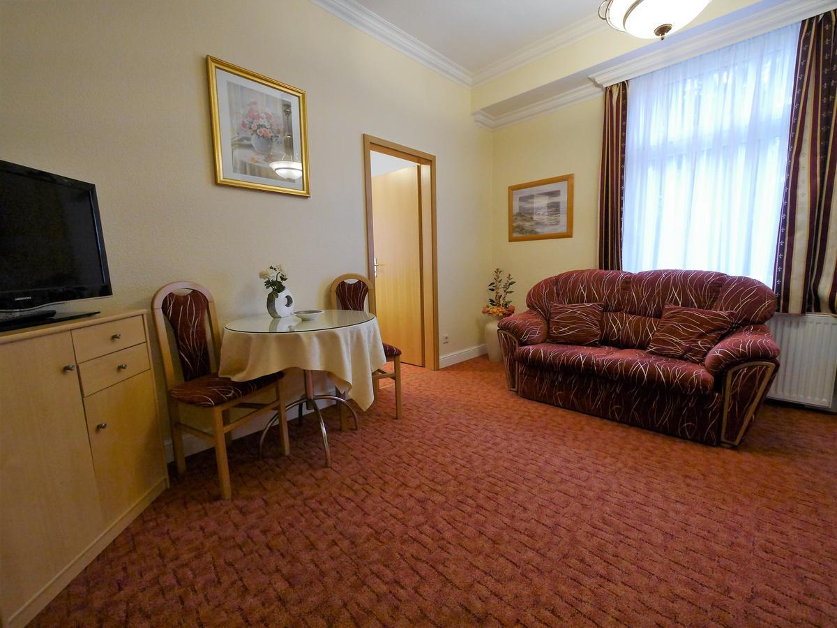 Pension Mittag Heringsdorf  Exteriör bild